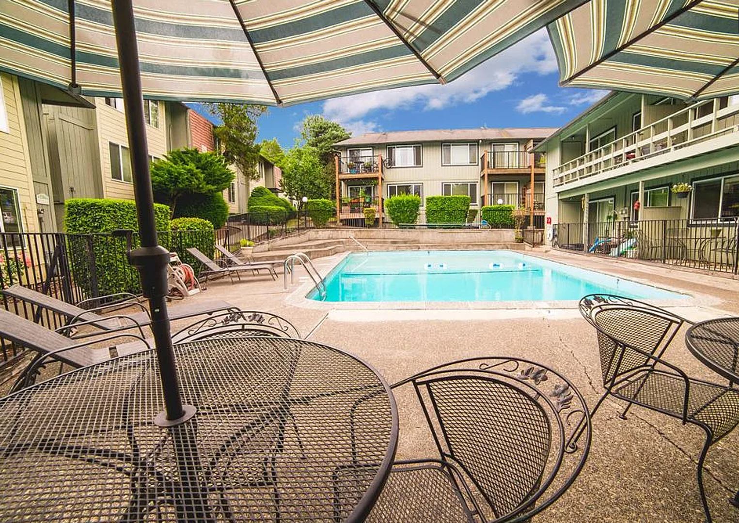 PORTLAND Apartment: 7740 SW 45TH