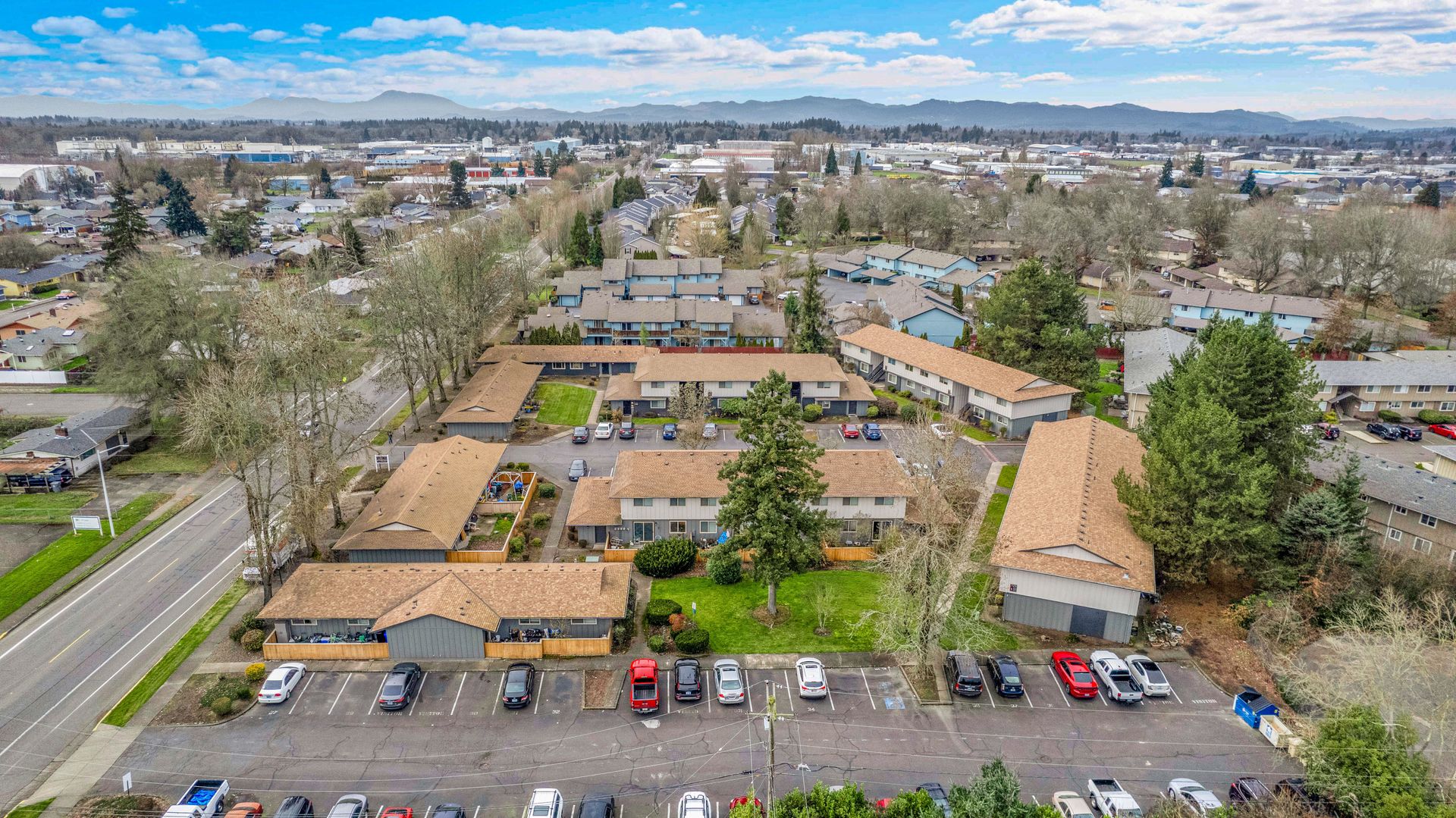 ALBANY Apartment: 625 34TH AVENUE, SE