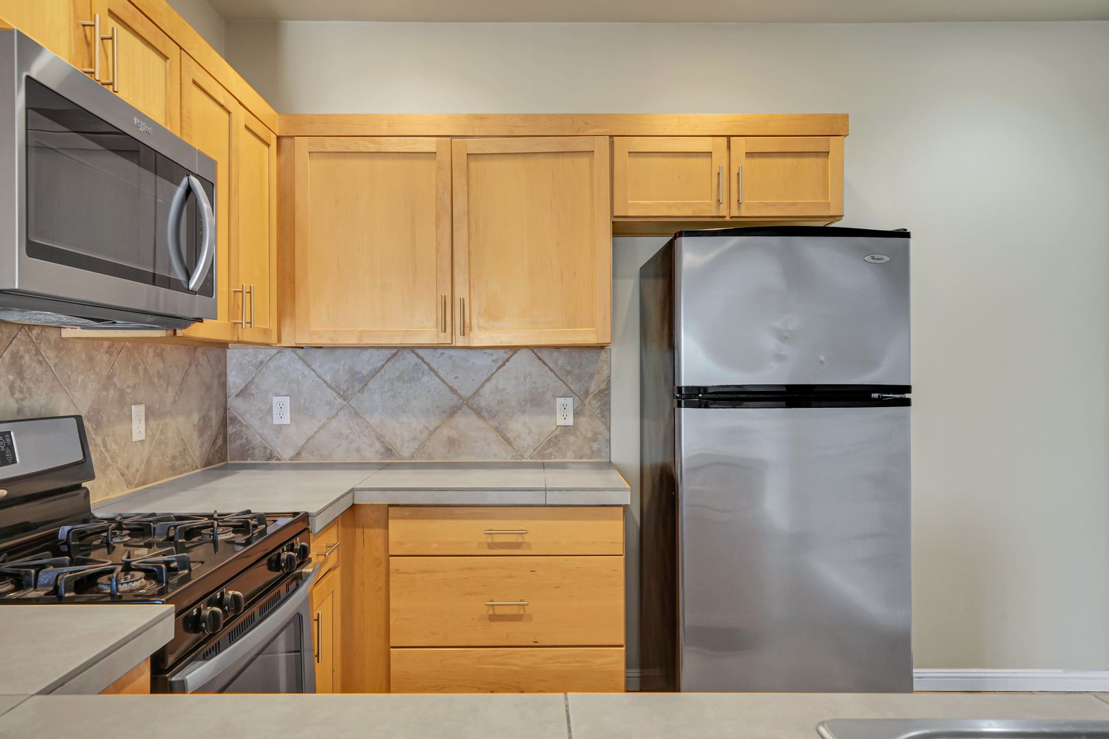 #144 TABOR POINTE APARTMENTS 6 of 12