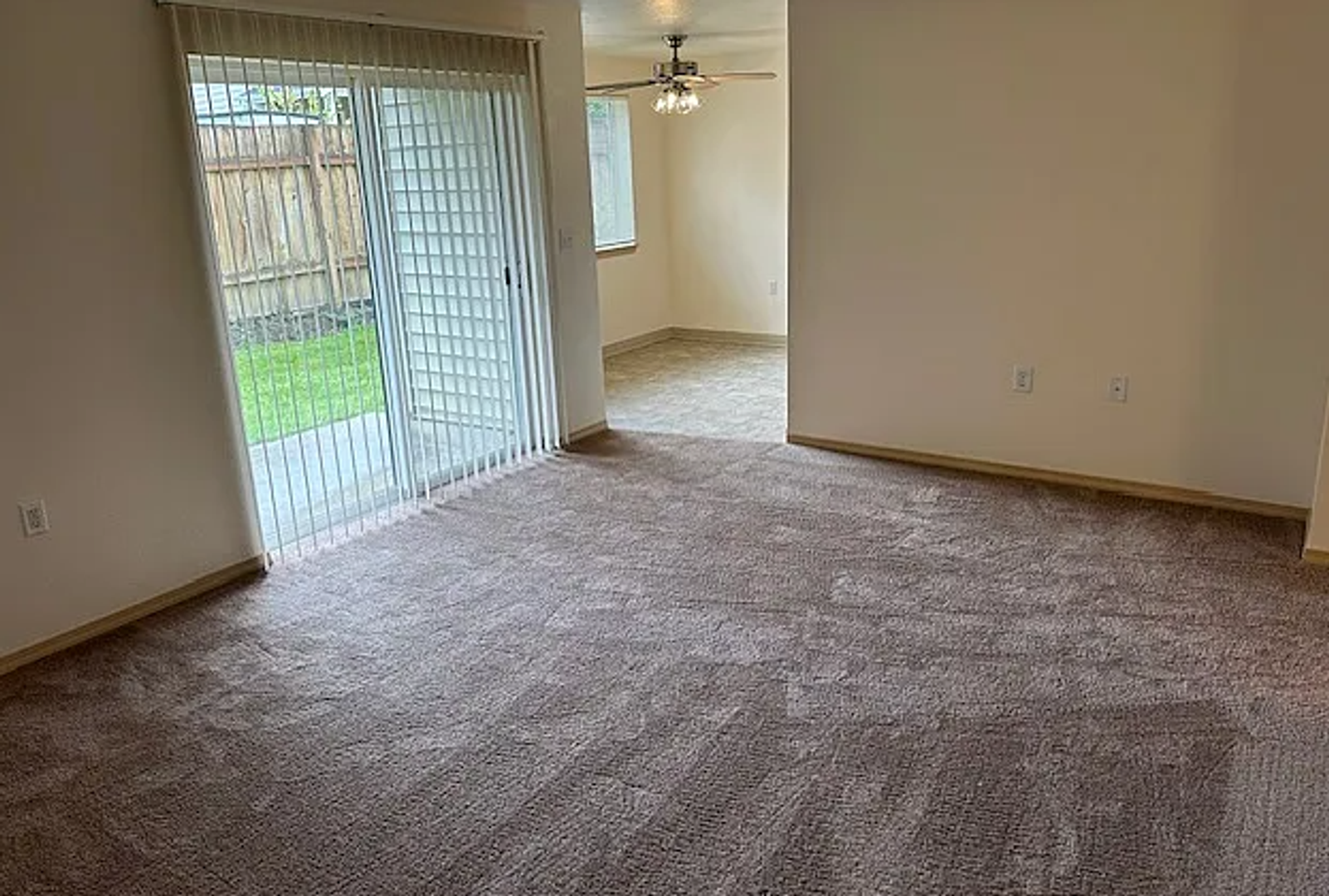 #291 KENSINGTON SQUARE 7 of 8