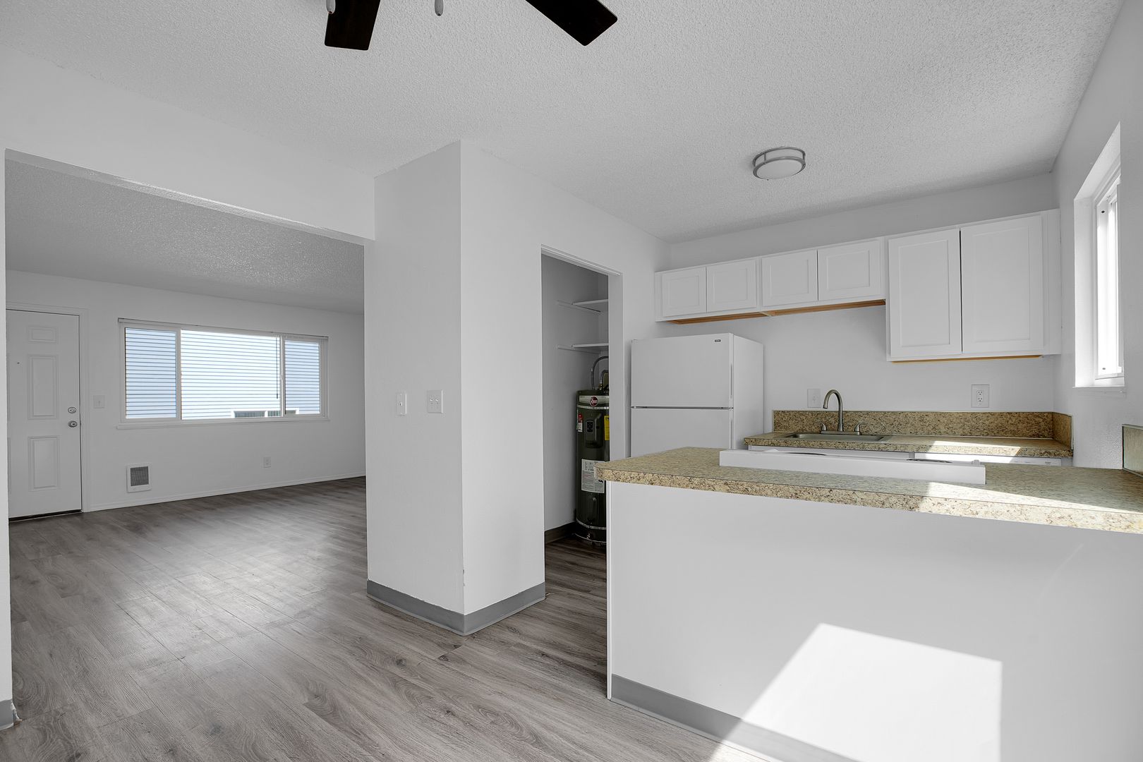 TIGARD Apartment: 13070 SW ASH AVENUE