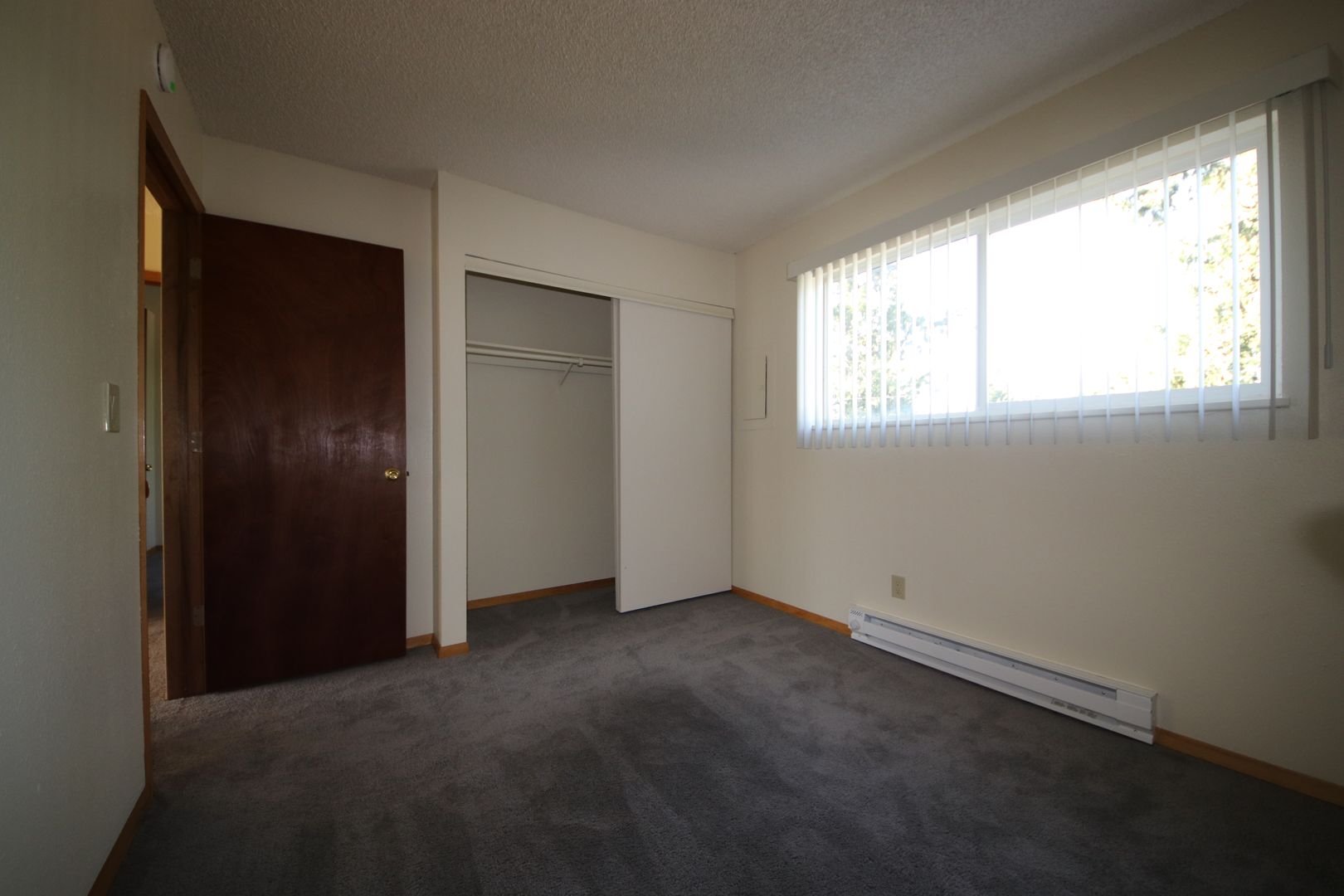 #320 PLEASANT HILL APARTMENTS 5 of 12