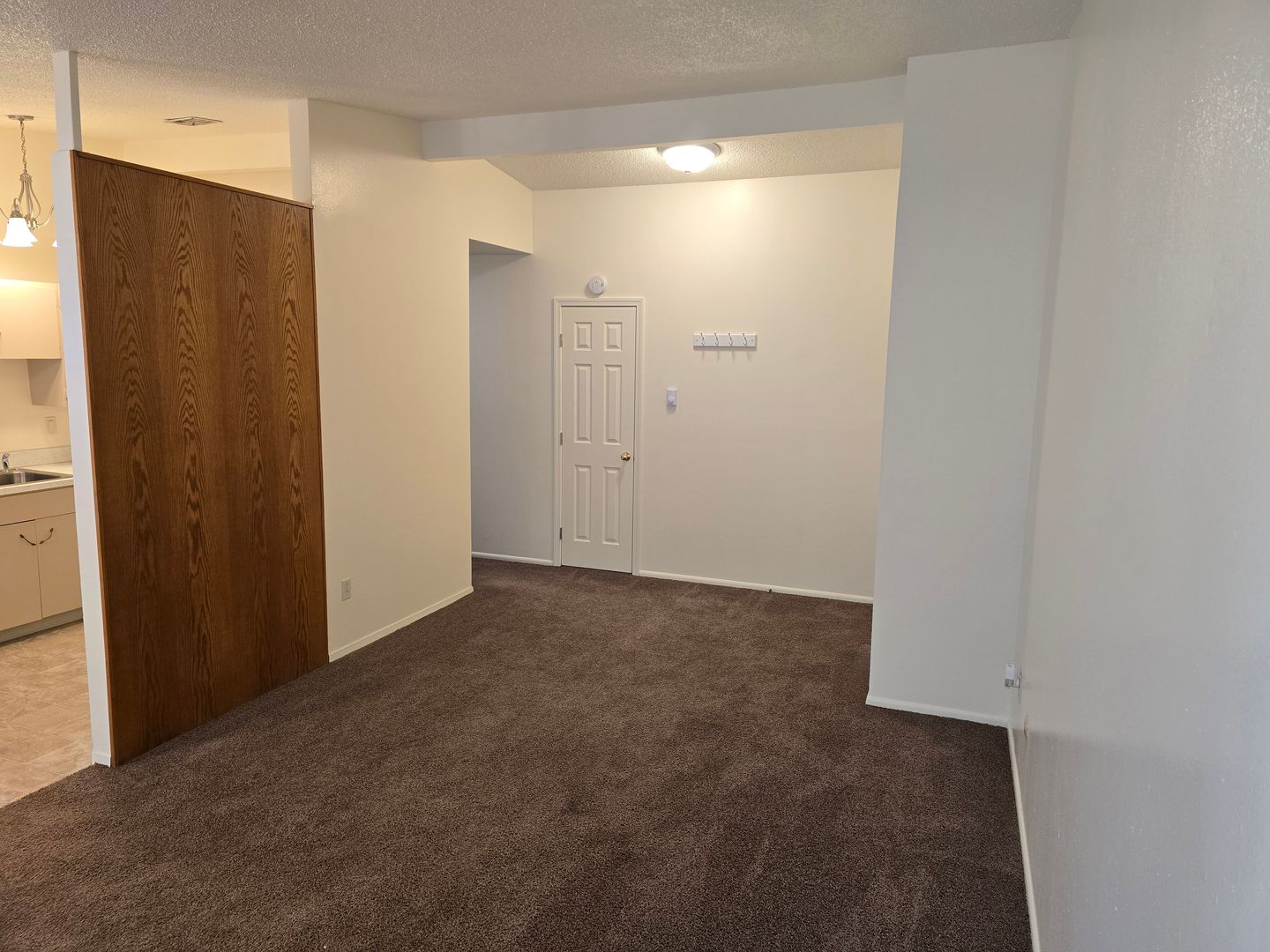 MILWAUKIE Apartment: 11233 SE 27th #101