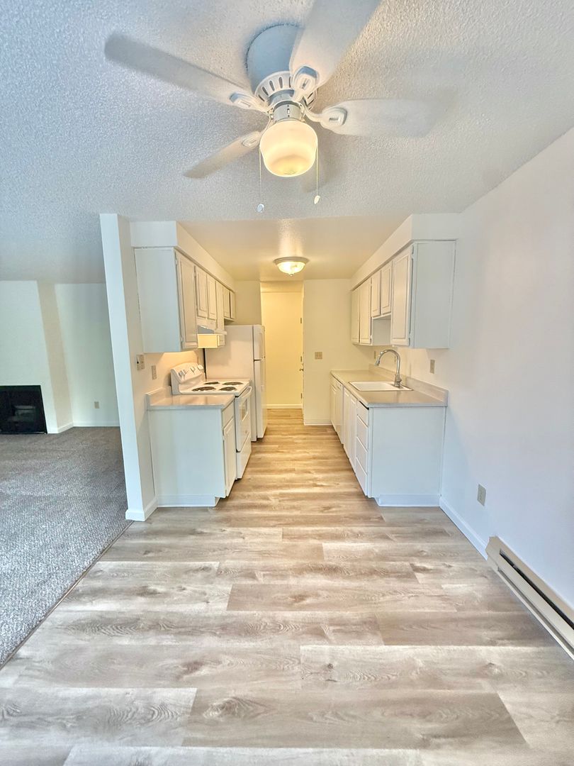 PORTLAND Apartment: 3150 SW BERTHA BOULEVARD