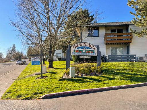 2 weeks free rent!!!!! All comforts of home . AC included – photo 1