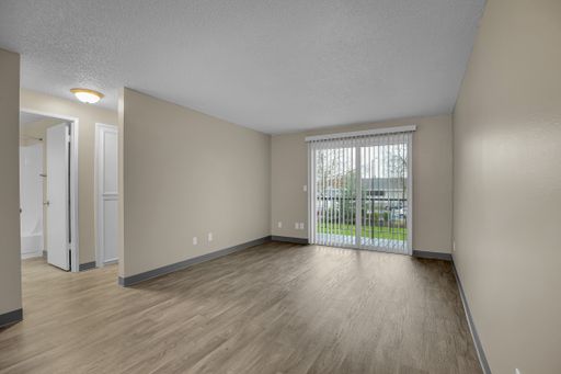 1-bedroom near Beaverton Transit Center – photo 1