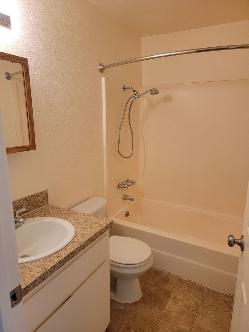 #251 PINE CREST APARTMENTS 7 of 12