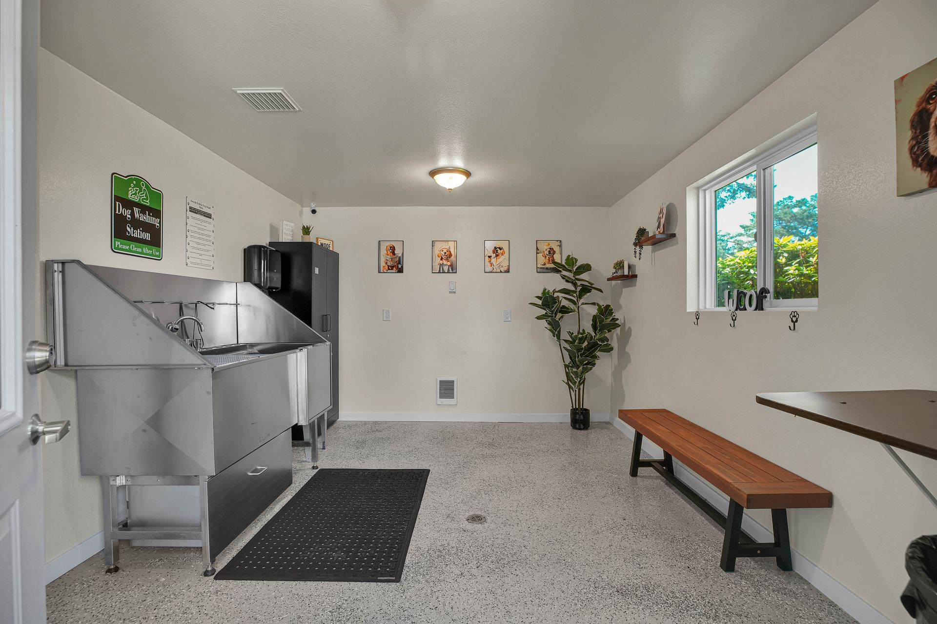 #187 BROOK HOLLOW APTS 11 of 12