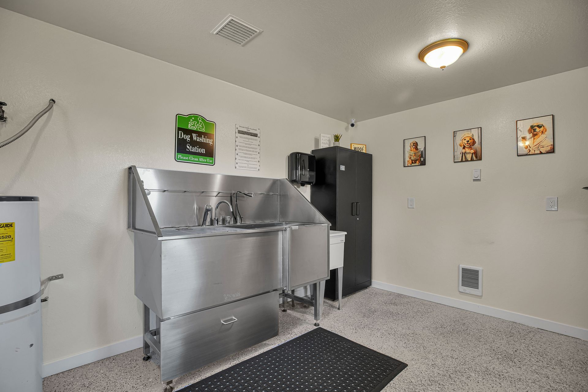 #187 BROOK HOLLOW APTS 13 of 34