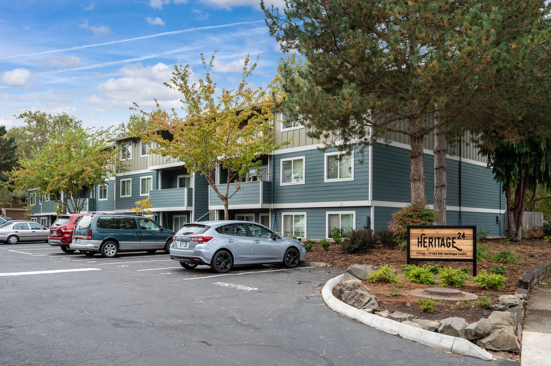 BEAVERTON Apartment: 17140 SW HERITAGE COURT