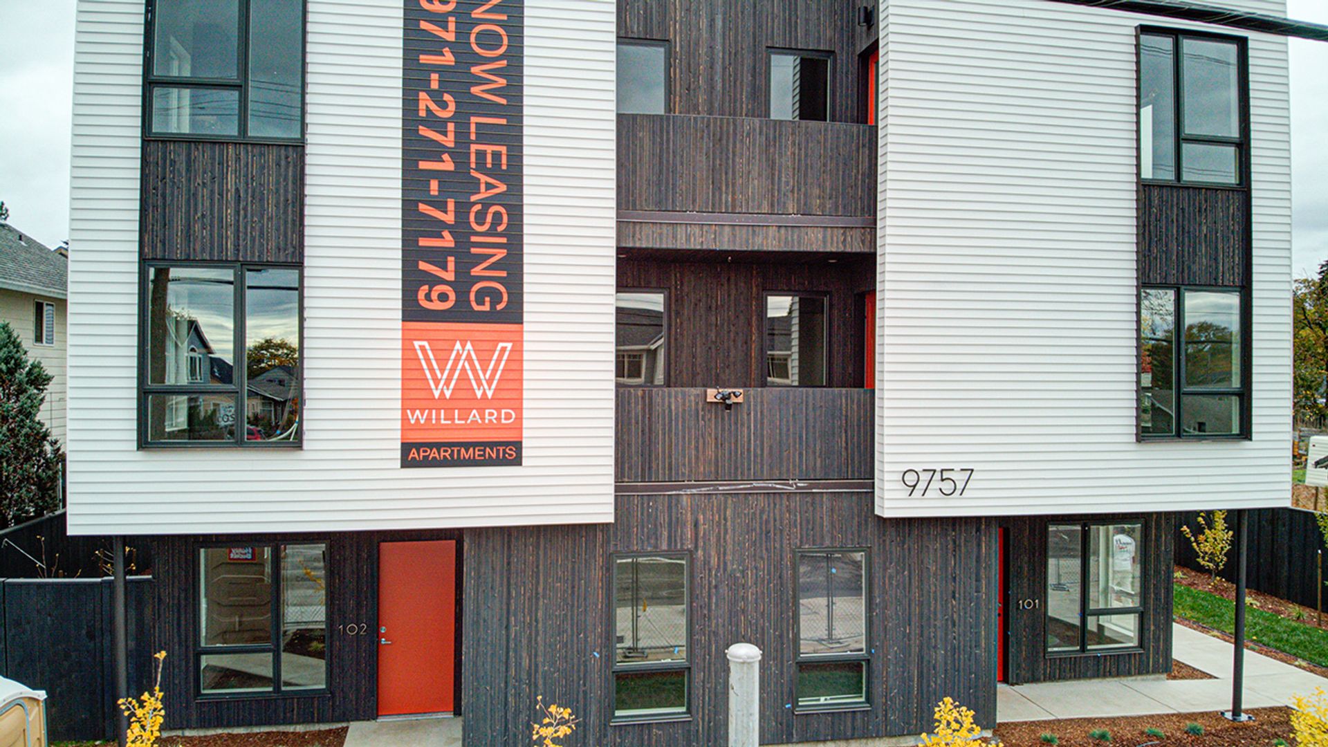 PORTLAND Apartment: 9757 SE HOLGATE BLVD