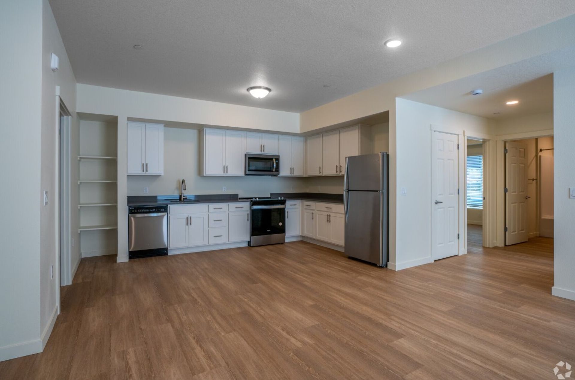 FAIRVIEW Apartment: 22025 NE HALSEY ST.