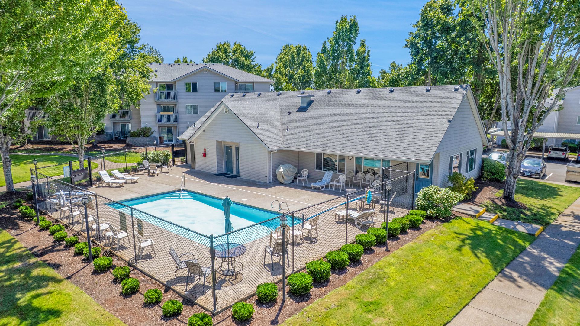 #173 MOUNTAIN VIEW APARTMENTS AT RIVERGREEN 2 of 12