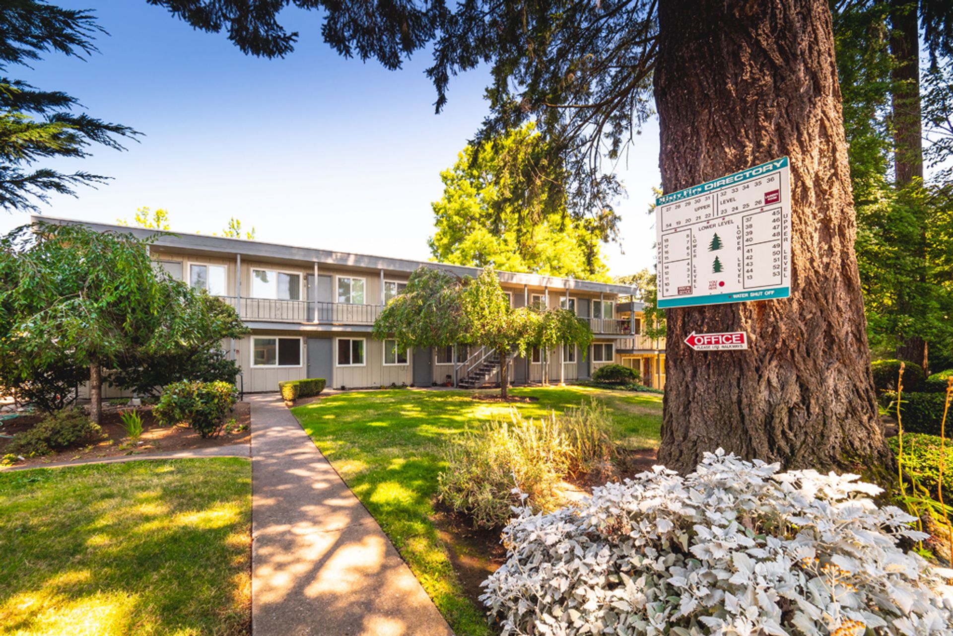 PORTLAND Apartment: 1538 SE 122ND AVE
