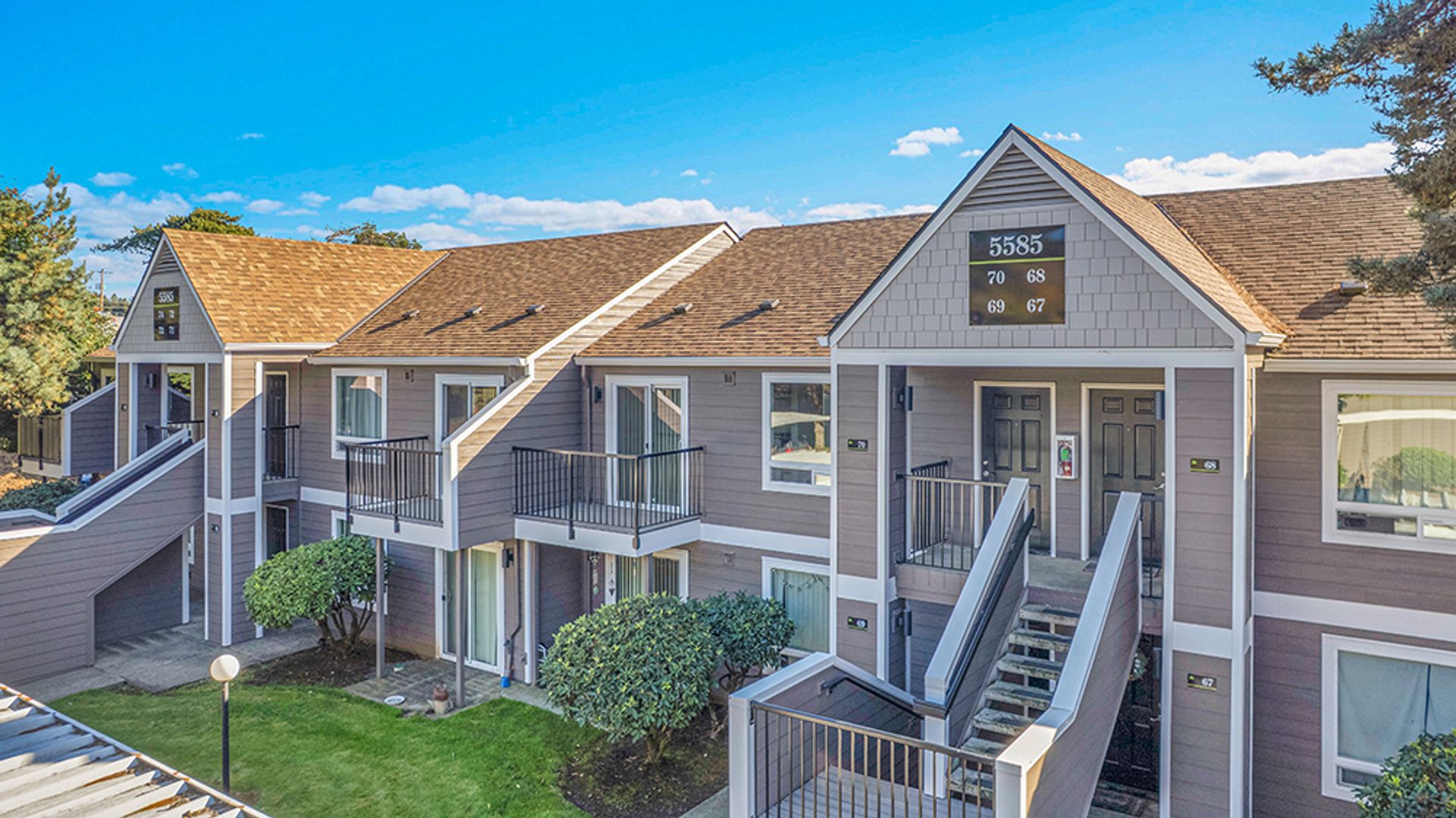 #442 WOODSIDE ESTATES APARTMENTS 4 of 12