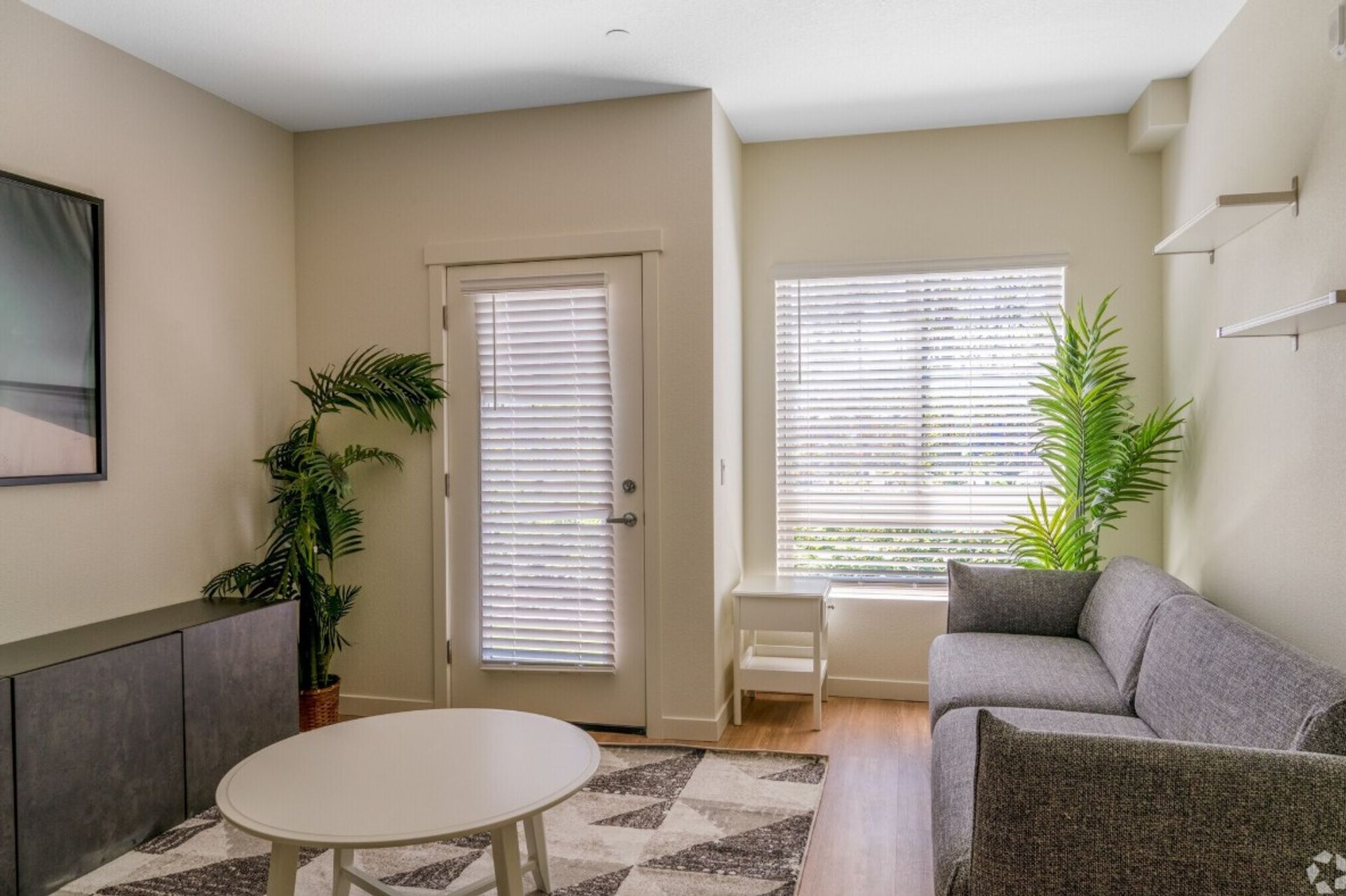FAIRVIEW Apartment: 22025 NE HALSEY ST.