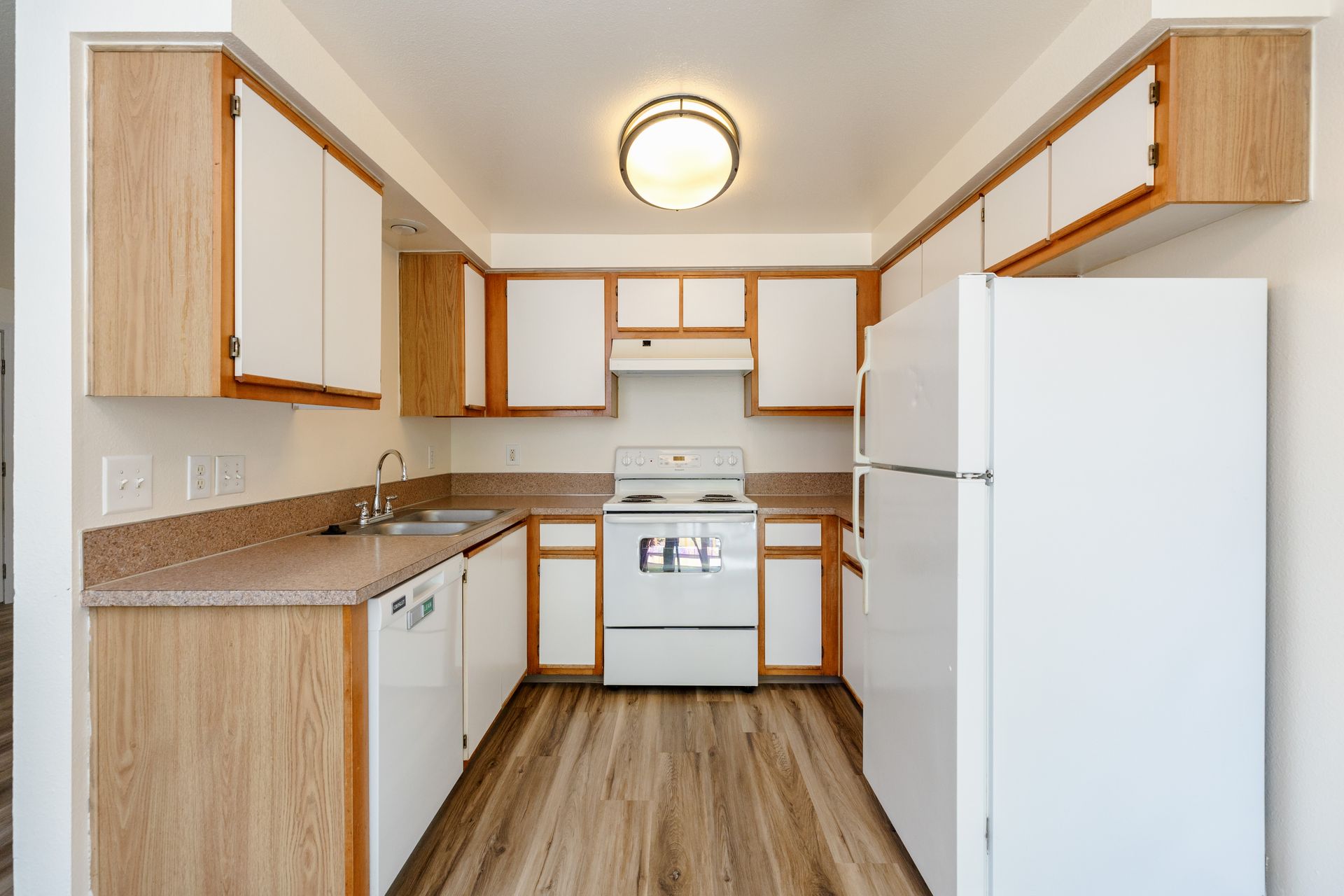 #161 TRILLIUM SQUARE APARTMENTS 4 of 8