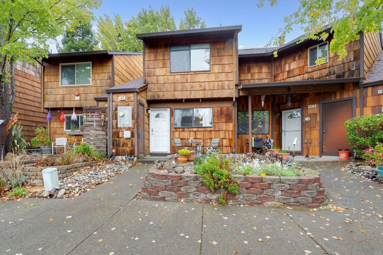 Rohnert Park Townhome: 1415 Parkway Dr