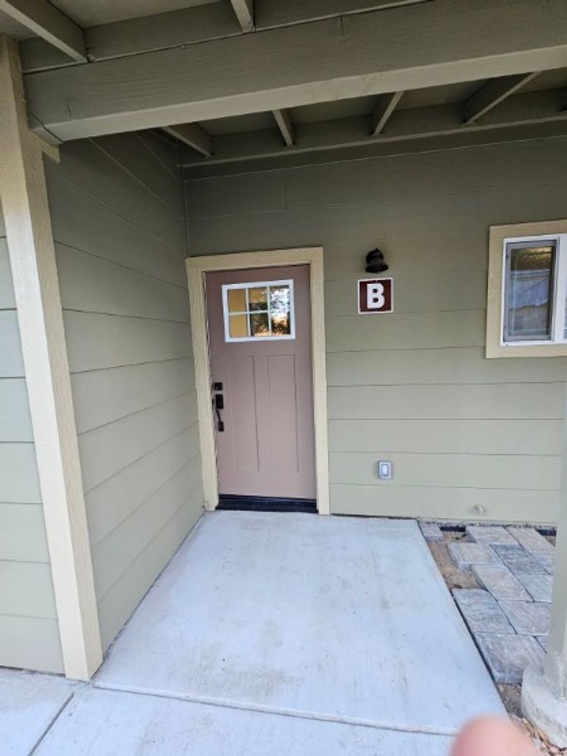 Lakeport Apartment: 2699 Scotts Creek RD