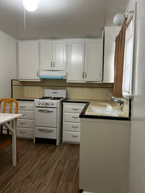 Adorable Studio in Riverside Available Now! – photo 1