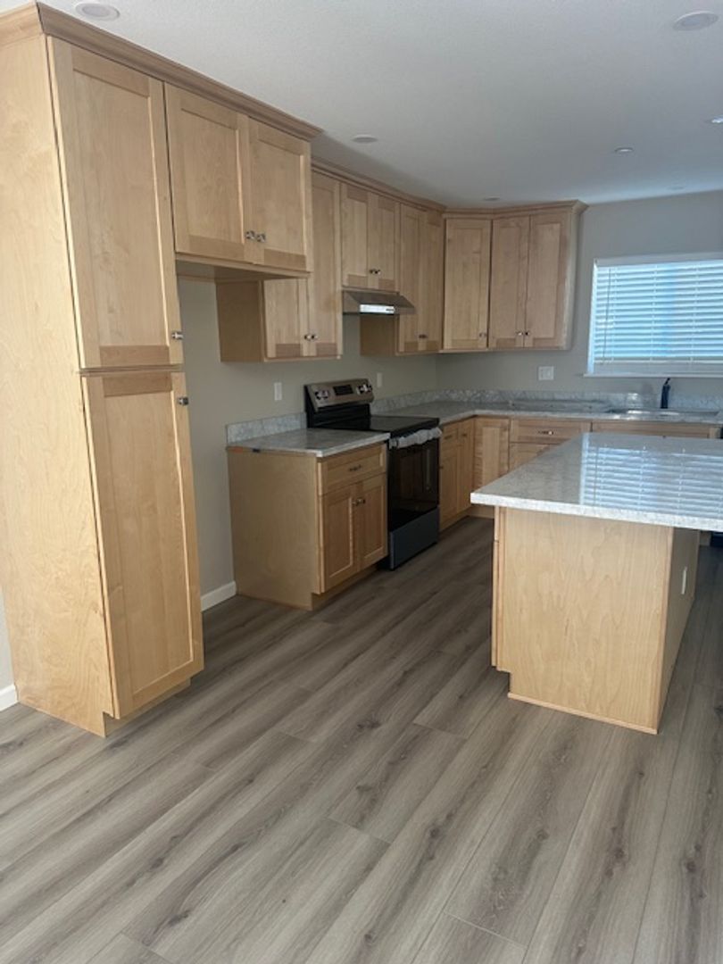Santa Rosa Apartment: 224A Brittian Lane