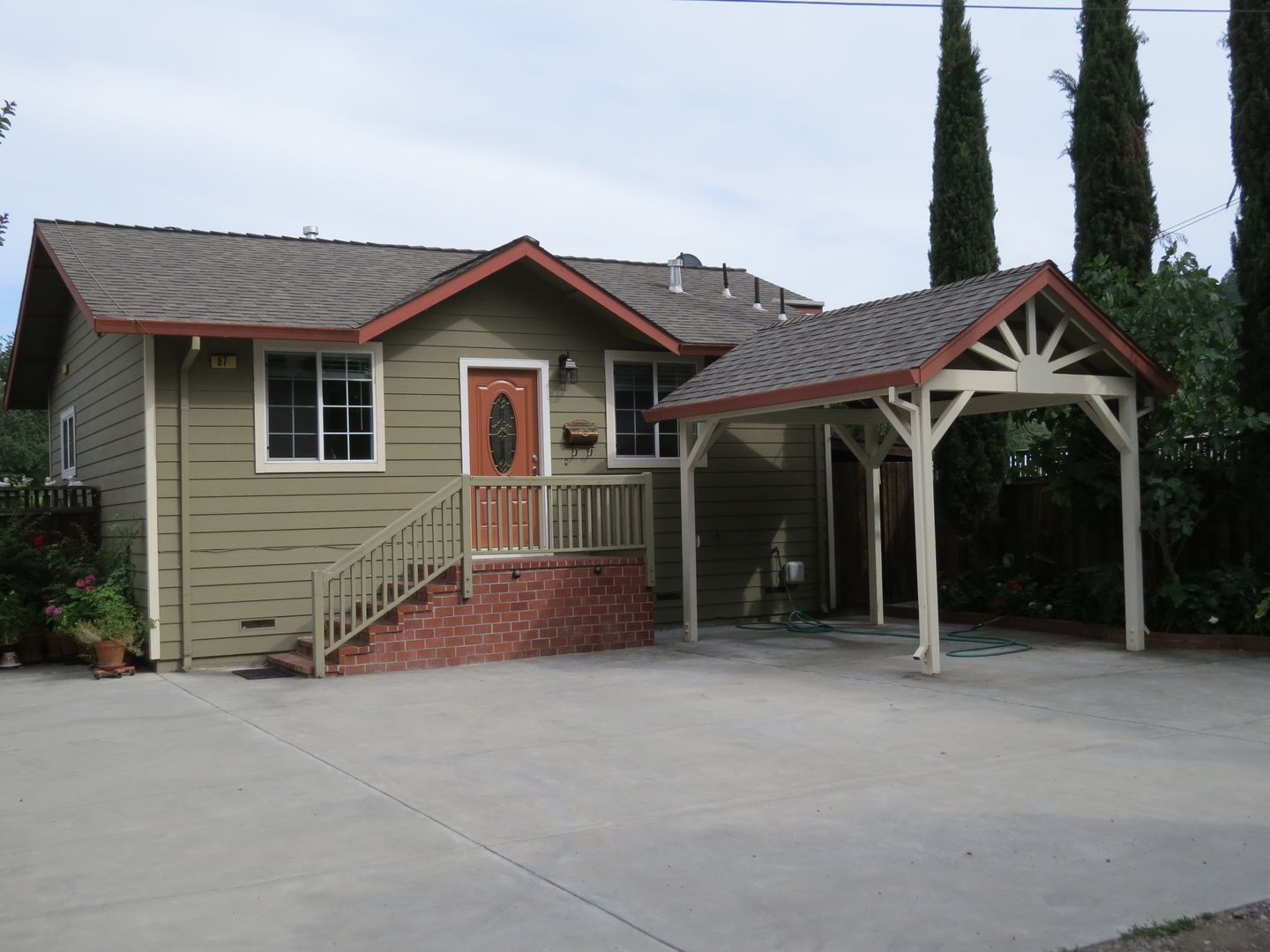 Geyserville House: 97 Remmell Street