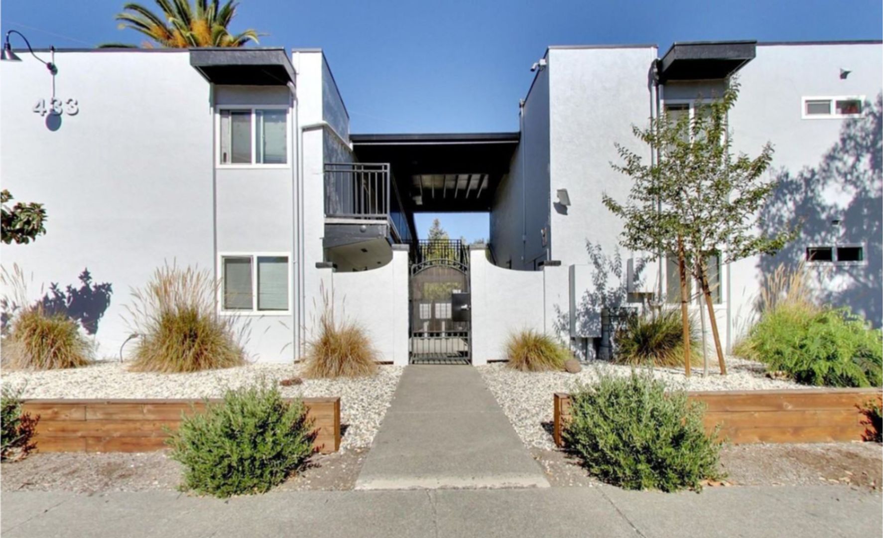 Santa Rosa Apartment: 433 Sonoma Ave