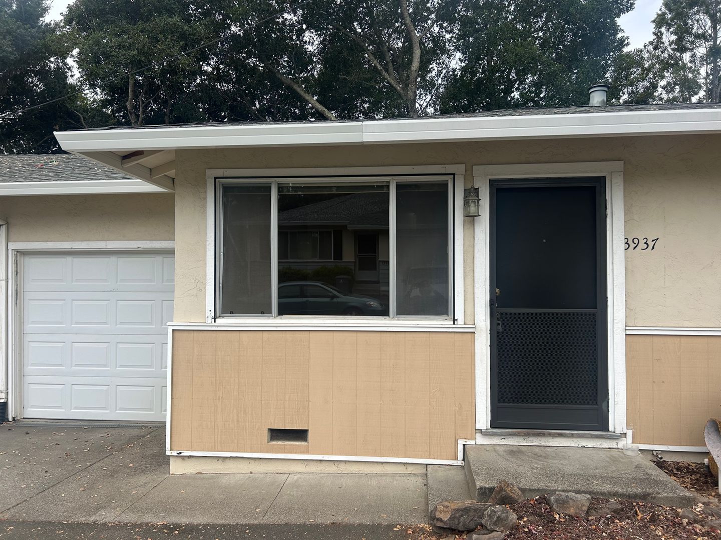 Santa Rosa Apartment: Sumner Lane