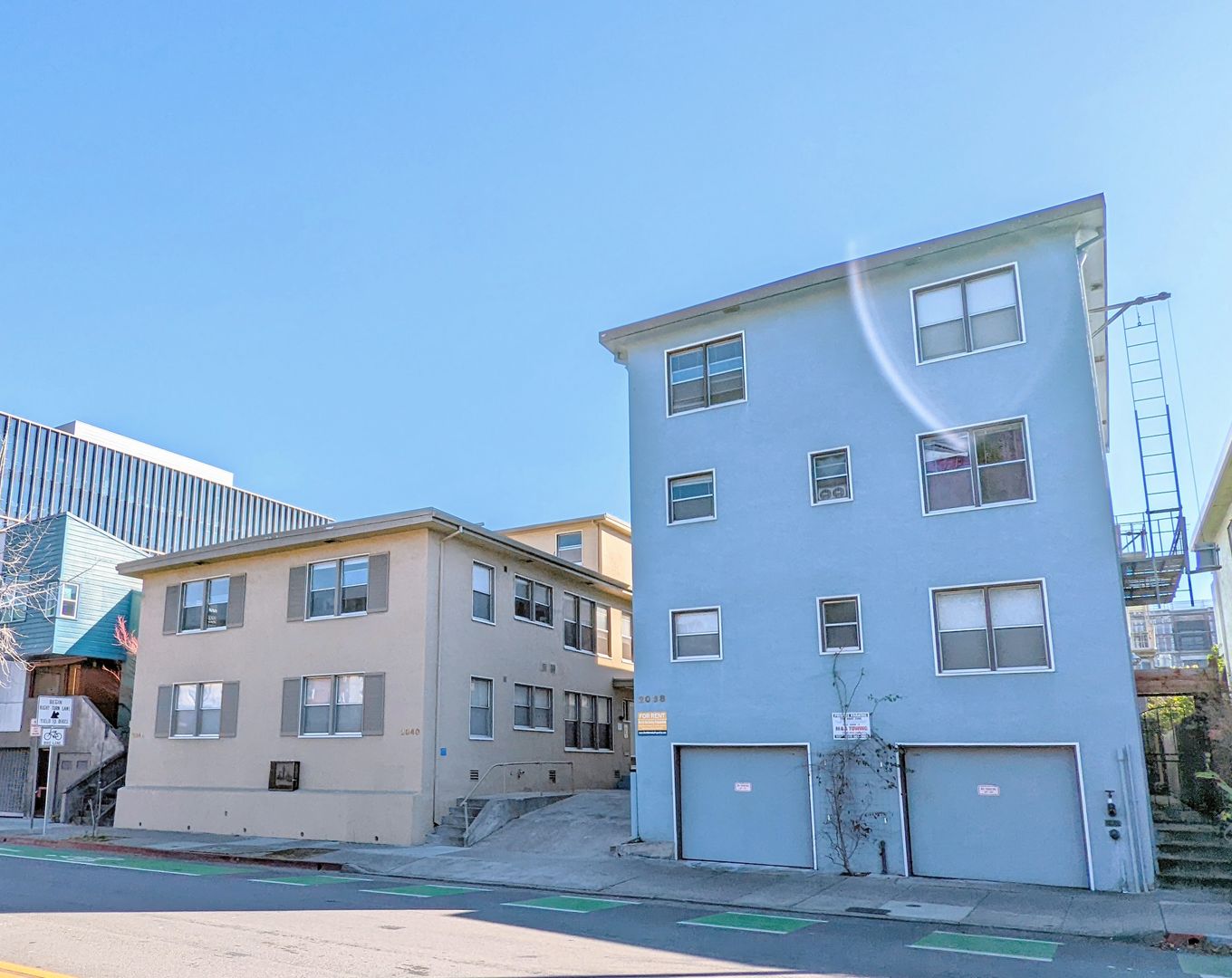 Berkeley Apartment: 2038 Hearst Avenue