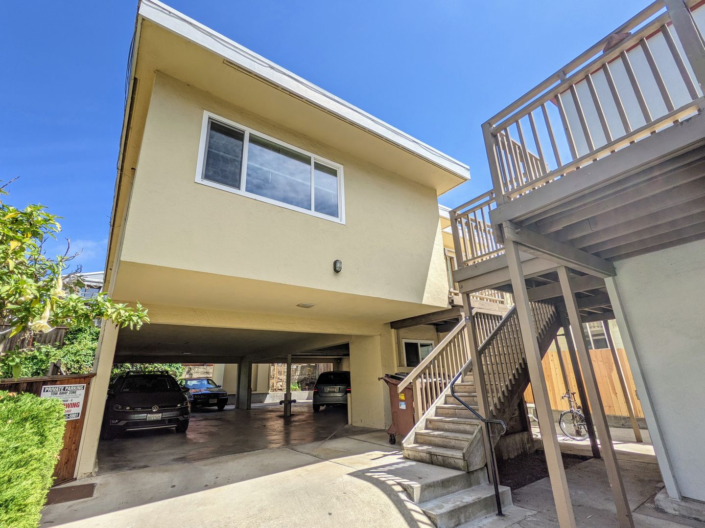 Berkeley Apartment: 1429 MLK Jr Way