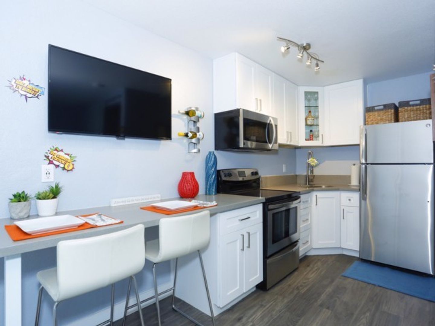 Las Vegas Apartment: 150 Hoover Ave