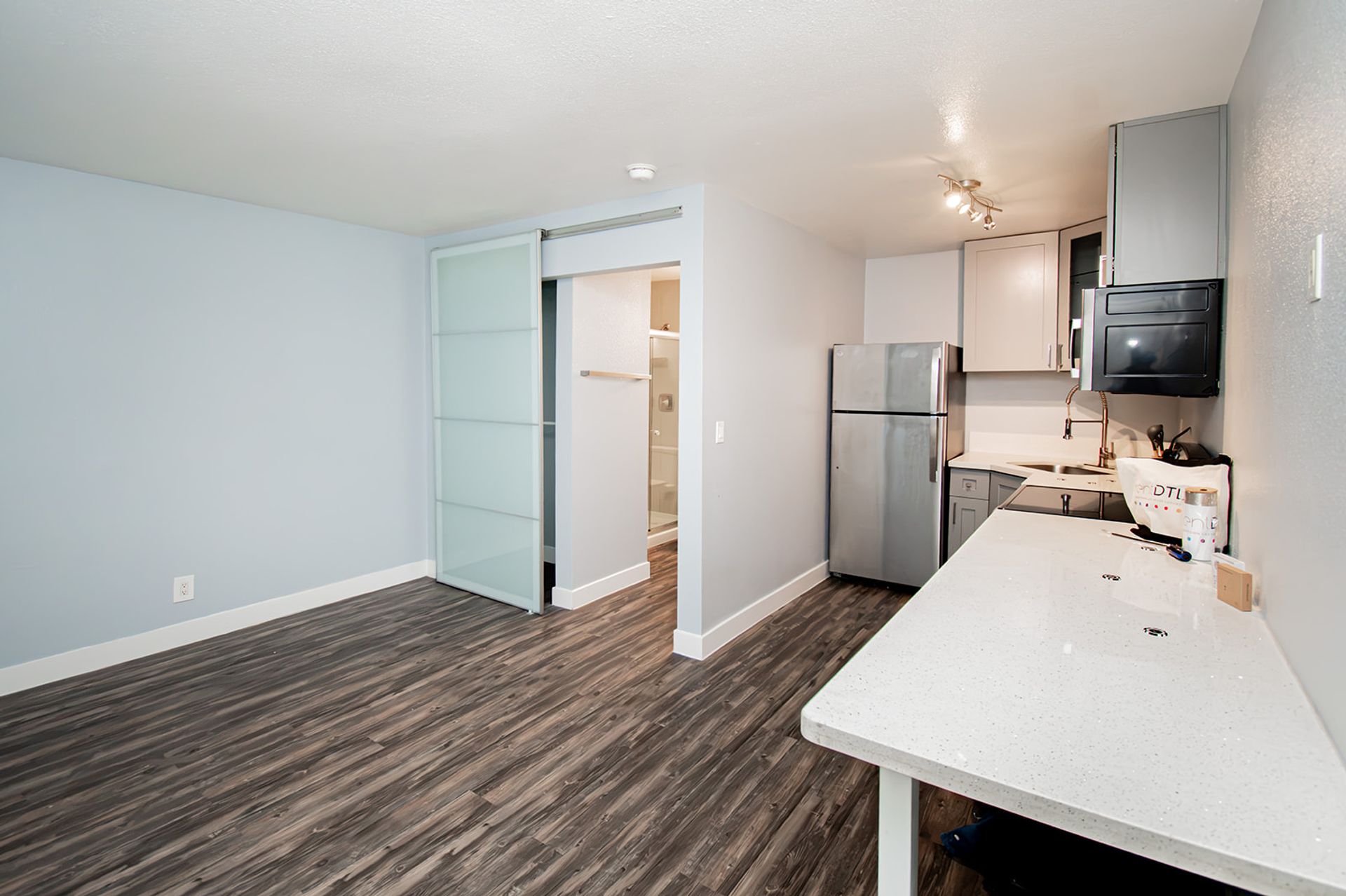 Las Vegas Apartment: 150 Hoover Ave