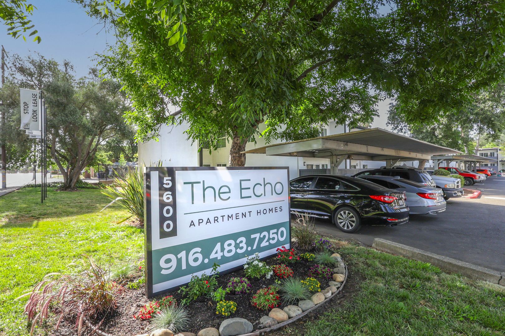 Carmichael Apartment: 5600 Marconi Ave