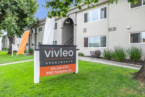 Lovely 1 Bedroom Apartment… Waiting for You to Make it Home! – photo 1