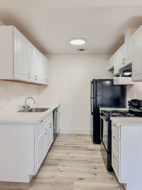 Two Bedroom One Bath – photo 1