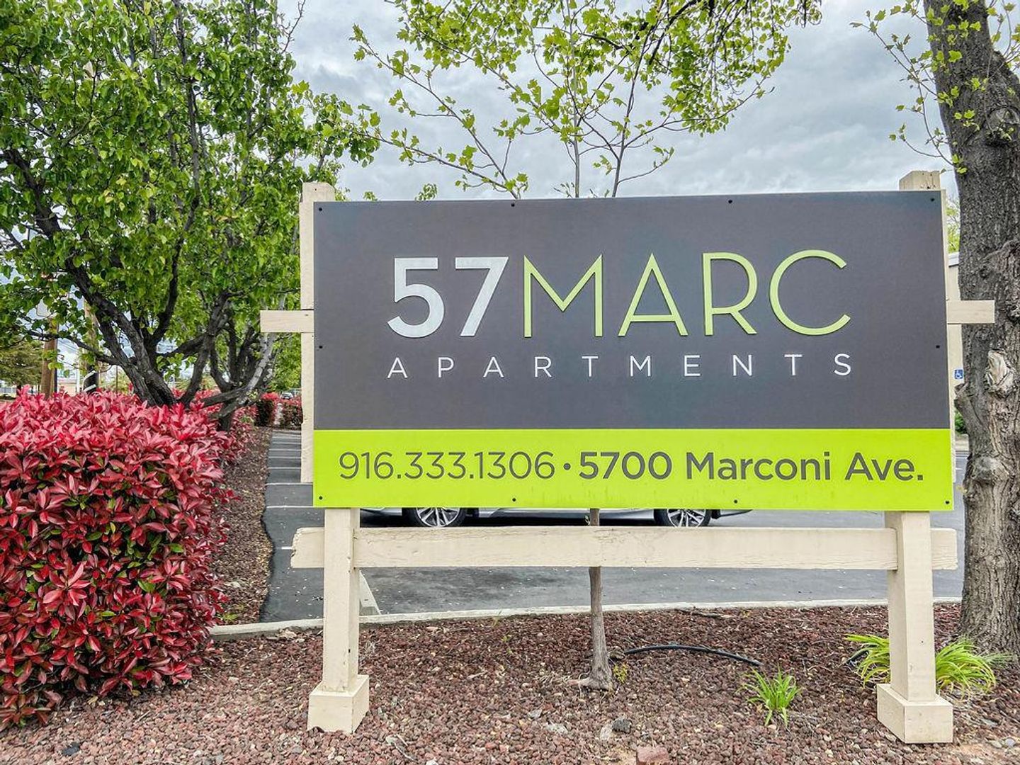Carmichael Apartment: 5700 Marconi Ave
