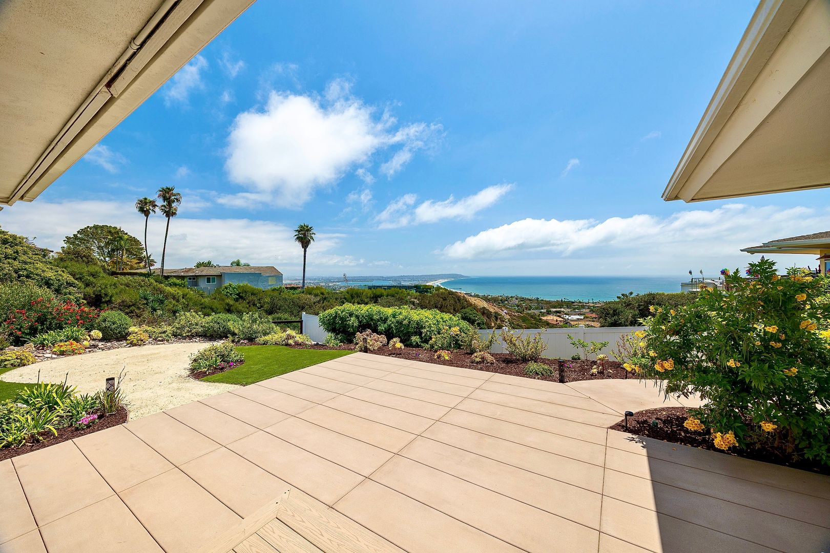 La Jolla House: 5831 Box Canyon Rd.
