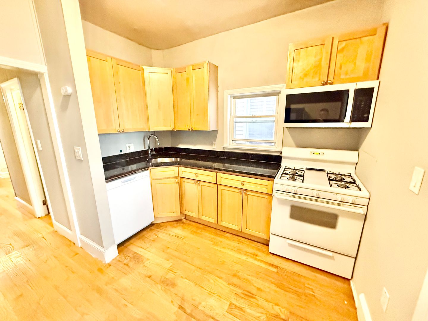 East Boston Apartment: 256 Marion St.