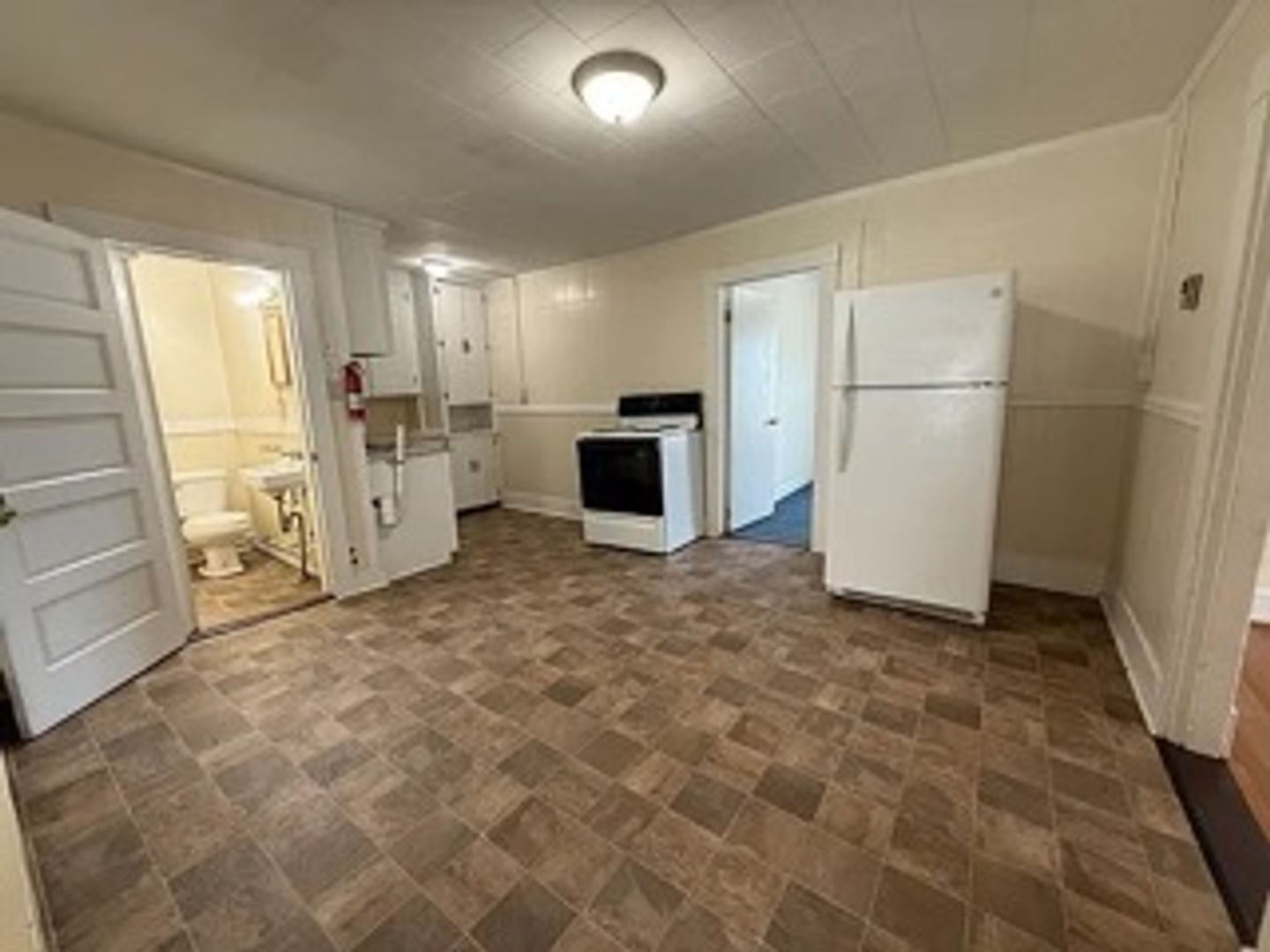 Rumford Apartment: 325 Cumberland St