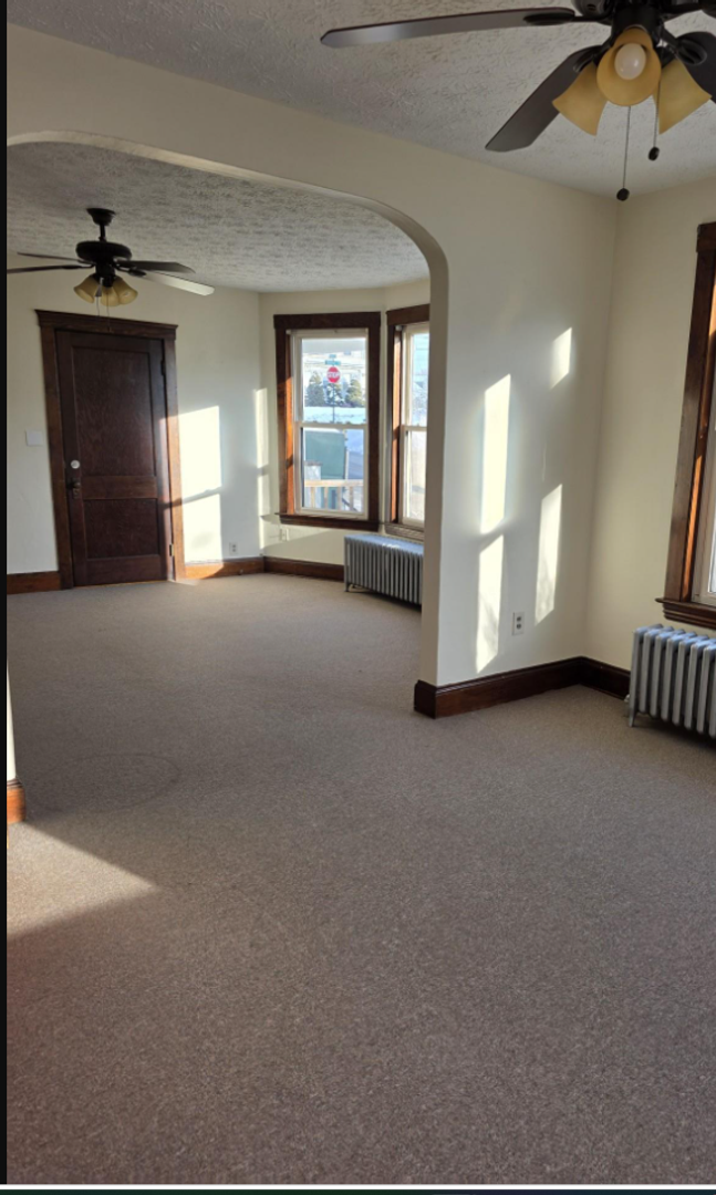 Lewiston Apartment: Shawmut St