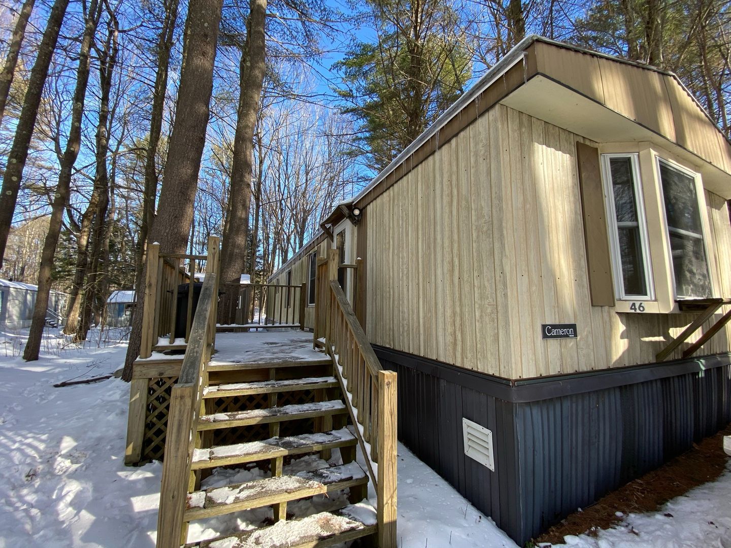 WINTHROP Apartment: Squire Court