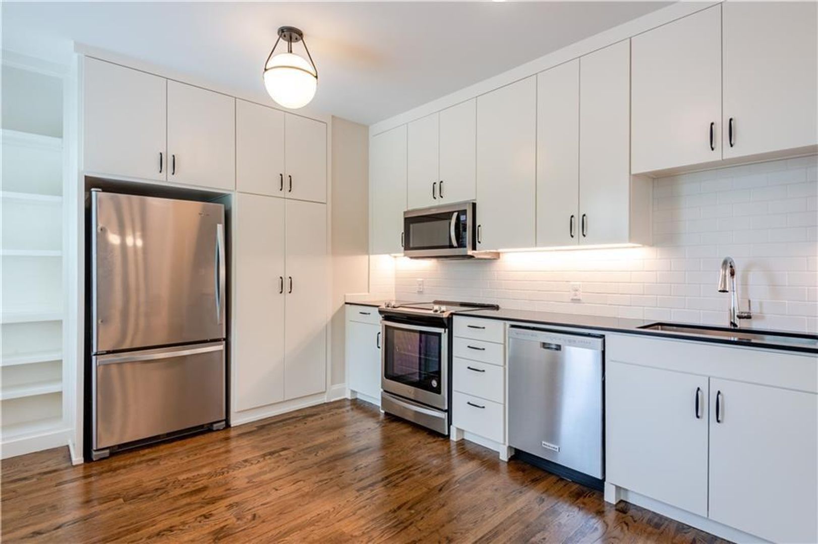 Fort Worth Apartment: 2837 Hemphill Street