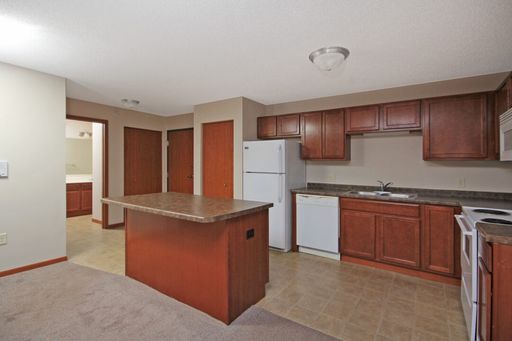 Stylish 1 BR - SE Alexandria