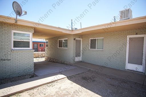 A Charming 1-Bedroom, 1-Bathroom Apartment w/ Water Included! – photo 1