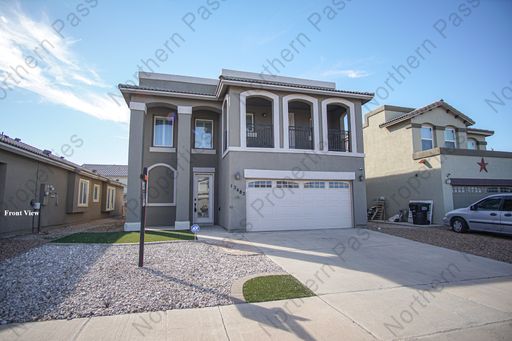 Beautiful 4-Bedroom, 2.5-Bathroom Home – photo 1