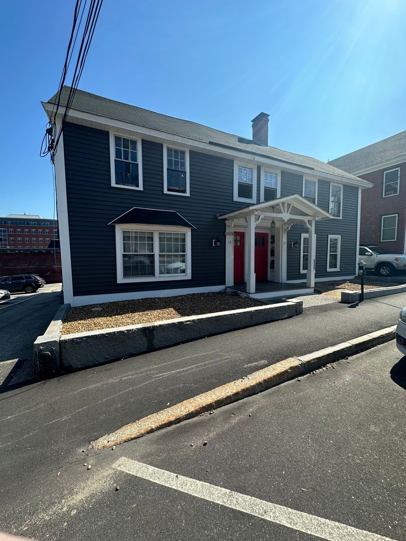 Concord Apartment: 15 South State Street