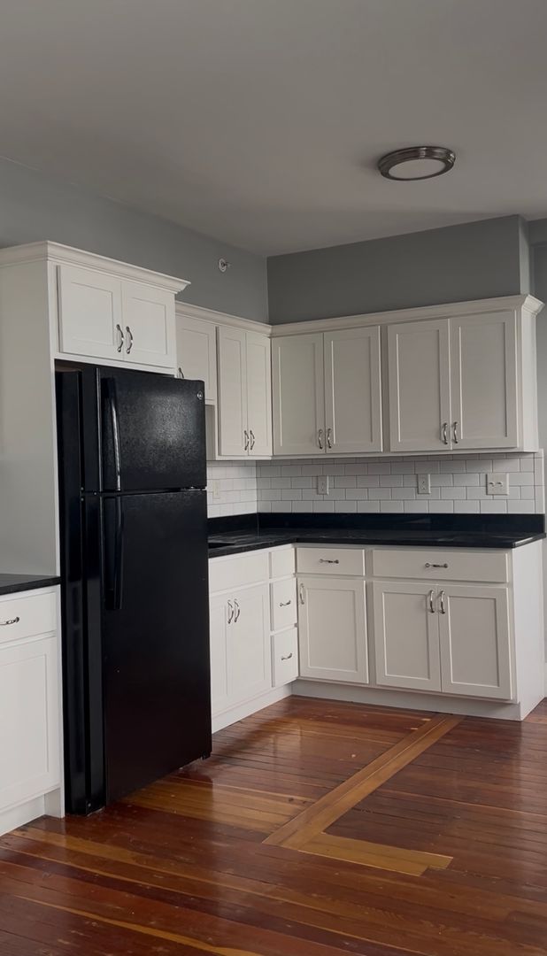 Concord Apartment: 17 South State Street
