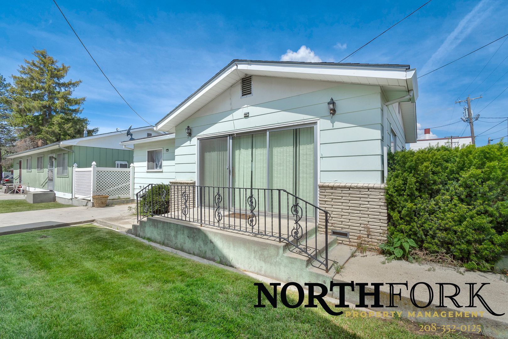 Caldwell Apartment: 414 S 7th Ave