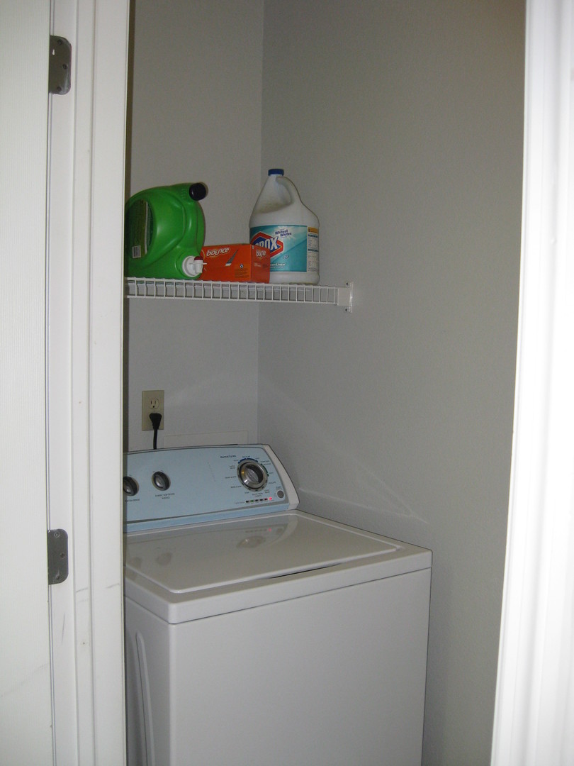 420 Bentwaters Ave, Three Rivers, MI 49093