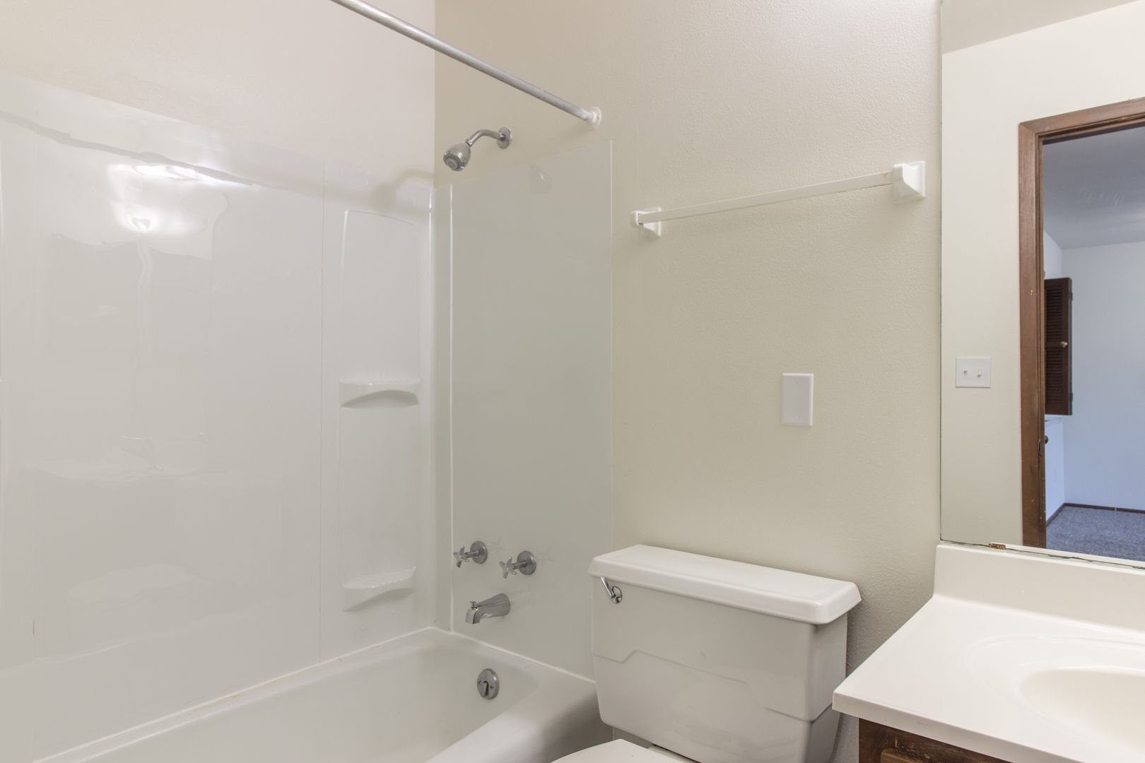 Apartments for Rent in Milwaukee, WI Near UWM